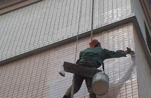 八公山卫生间漏水维修公司分享下八公山外墙防水的必要性。